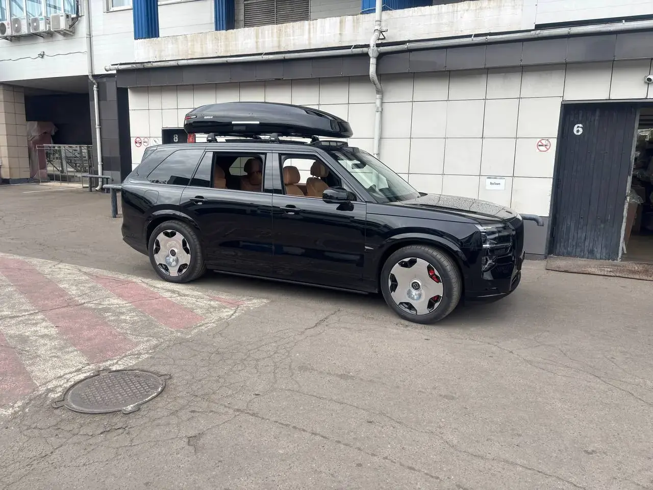 XXL 600-E на Zeekr 9X